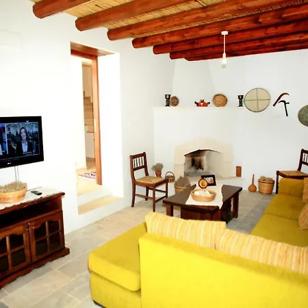 Villa Areti Courtyard Episkopi (Paphos)